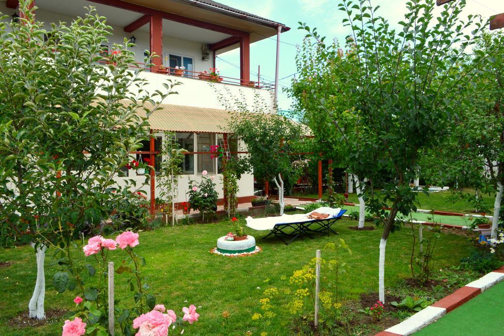 Casa Gia Hotel Costinesti Exterior photo